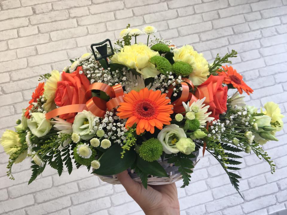 Floral Basket 01
