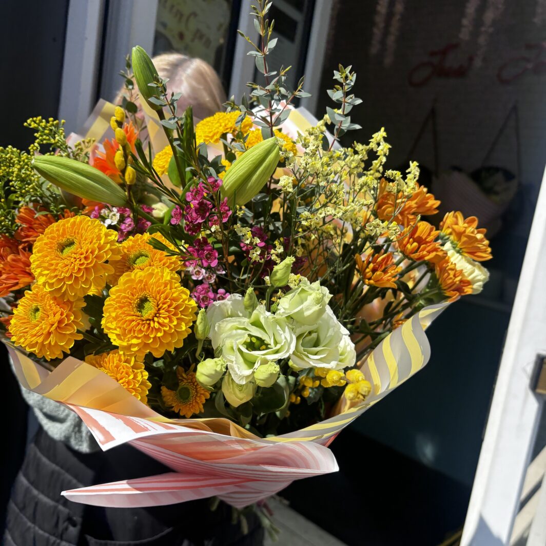 Long stem bouquet of the month