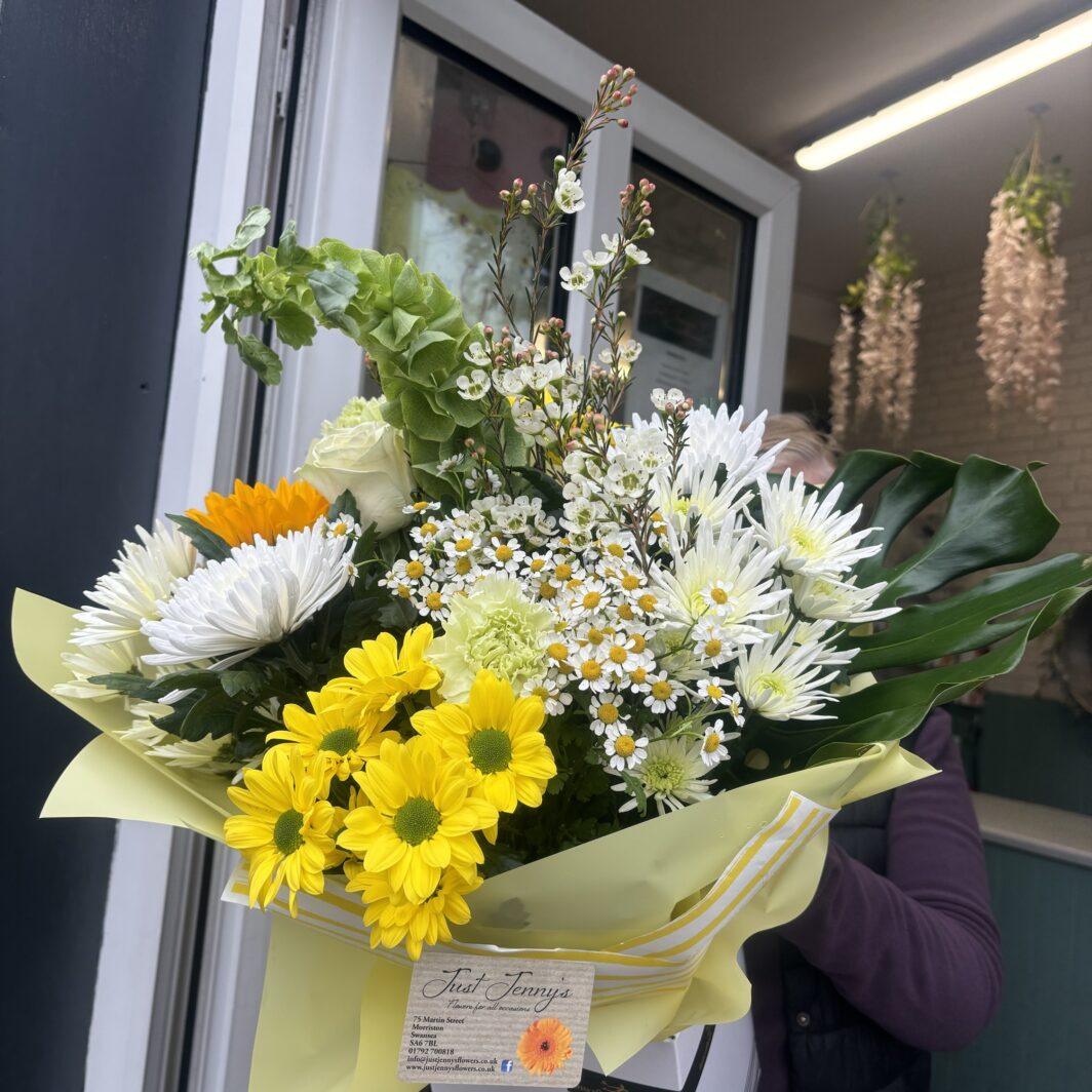 Spring Bouquet of the month February
